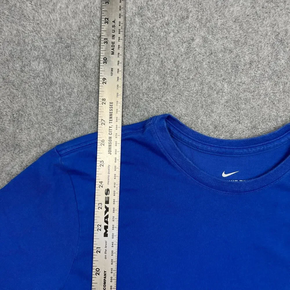 nike dri-fit t-shirt blue athletic cut short sleeve womens medium